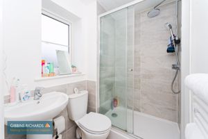 En-Suite- click for photo gallery